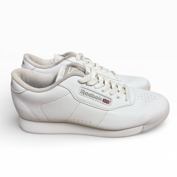 Reebok Classic White Lace Up Sneakers Womens US 6.5 Low Top Casual Shoes Comfort - Picture 3 of 9
